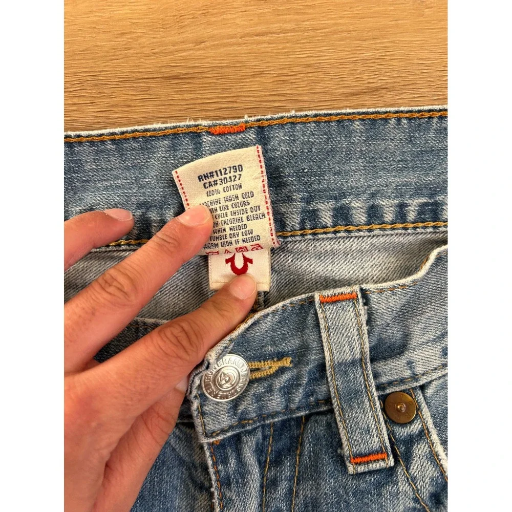 VTG y2k True Religion straight leg lightwash denim jeans horseshoe flap pocket‎